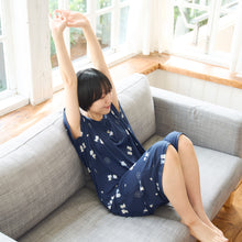 ふくふくにゃんこ ひんにゃり Tシャツ