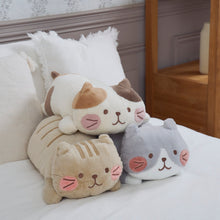 ふくふくにゃんこ まんまるほっぺ寝そべりクッション 【WEB限定】【海外向け商品】