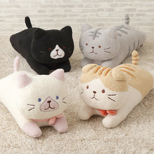 ふくふくにゃんこ ぽわぽわねそべりクッション