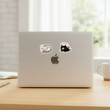ねこステッカー × MacBook(画角・サイズ調整)