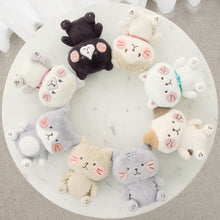  ふくふくにゃんこ ほっぺおすわりマスコット
