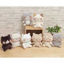  ふくふくにゃんこ ほっぺおすわりマスコット
