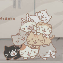  ふくふくにゃんこ むぎゅっと窓付き収納ボックス
