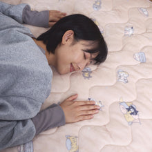  【予約商品】 ふくふくにゃんこ フランネル敷パッド Dreamy Sleep ねむねむにゃんこ 【2026_秋冬】
