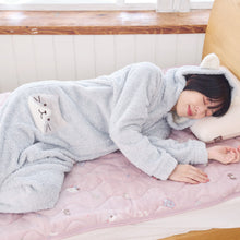  ふくふくにゃんこ 着ぐるみパジャマ
