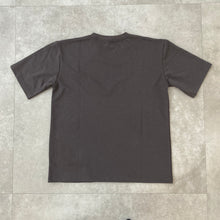  ふくふくにゃんこ  証明写真風Ｔシャツ
