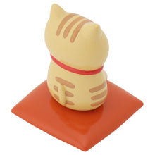  ふくふくにゃんこ 置物（ジャパン）
